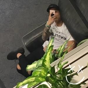 Meet your Posher, Vinh